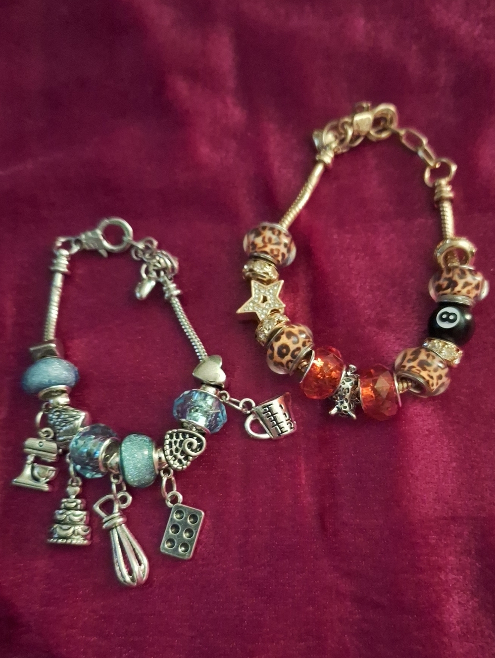 Charm Bead Bracelets Set in Turquoise Blue and Leopard Black And Red
